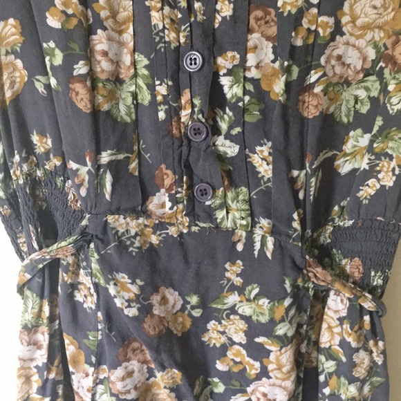 Blue Floral Dress with Ribbon Tie - Picture 2 of 8